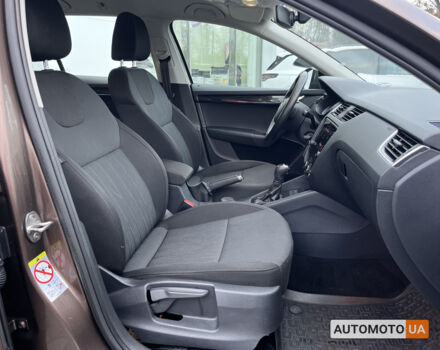 Коричневий Шкода Октавія, об'ємом двигуна 1.6 л та пробігом 103 тис. км за 18500 $, фото 28 на Automoto.ua