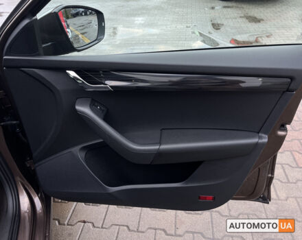 Коричневый Шкода Октавия, объемом двигателя 1.6 л и пробегом 103 тыс. км за 17999 $, фото 26 на Automoto.ua