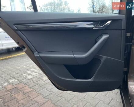 Коричневий Шкода Октавія, об'ємом двигуна 1.6 л та пробігом 103 тис. км за 18900 $, фото 23 на Automoto.ua