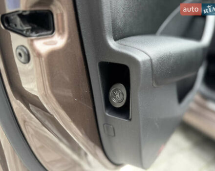 Коричневый Шкода Октавия, объемом двигателя 1.97 л и пробегом 265 тыс. км за 19500 $, фото 17 на Automoto.ua