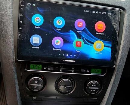 Коричневый Шкода Октавия, объемом двигателя 1.6 л и пробегом 200 тыс. км за 5300 $, фото 3 на Automoto.ua