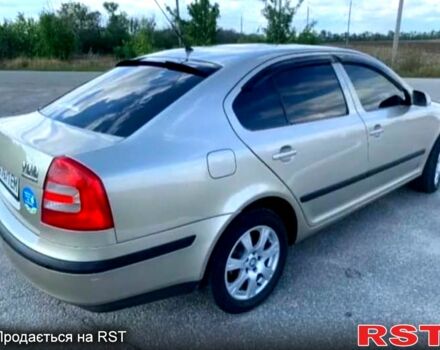 Коричневый Шкода Октавия, объемом двигателя 1.6 л и пробегом 200 тыс. км за 5300 $, фото 6 на Automoto.ua