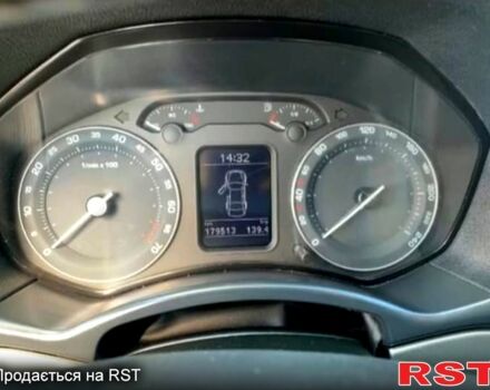 Коричневый Шкода Октавия, объемом двигателя 1.6 л и пробегом 200 тыс. км за 5300 $, фото 2 на Automoto.ua