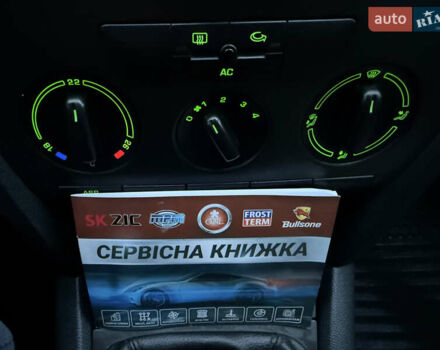 Коричневий Шкода Октавія, об'ємом двигуна 1.6 л та пробігом 270 тис. км за 4900 $, фото 52 на Automoto.ua