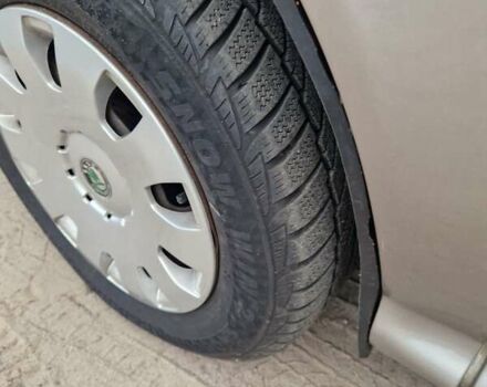 Коричневый Шкода Октавия, объемом двигателя 1.6 л и пробегом 270 тыс. км за 4700 $, фото 12 на Automoto.ua