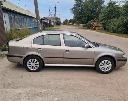 Коричневый Шкода Октавия, объемом двигателя 1.6 л и пробегом 270 тыс. км за 4700 $, фото 1 на Automoto.ua