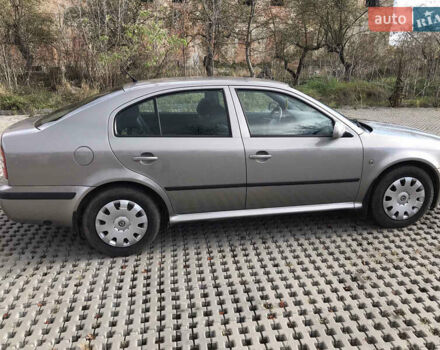 Шкода Октавия 2009 в Тульчине на Automoto.ua Коричневый Шкода Октавия, объемом двигателя 1.6 л и пробегом 231 тыс. км за 5600 $, фото 5 на Automoto.ua