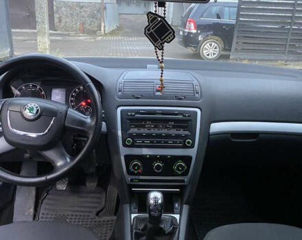 Коричневий Шкода Октавія, об'ємом двигуна 1.6 л та пробігом 223 тис. км за 7900 $, фото 12 на Automoto.ua