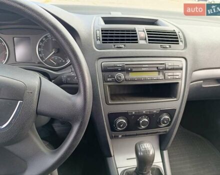 Коричневий Шкода Октавія, об'ємом двигуна 1.6 л та пробігом 187 тис. км за 8200 $, фото 9 на Automoto.ua