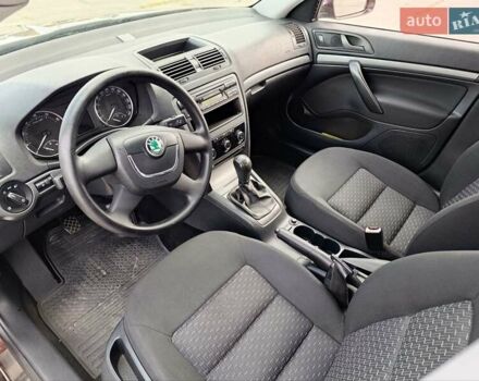 Коричневий Шкода Октавія, об'ємом двигуна 1.6 л та пробігом 187 тис. км за 8200 $, фото 8 на Automoto.ua