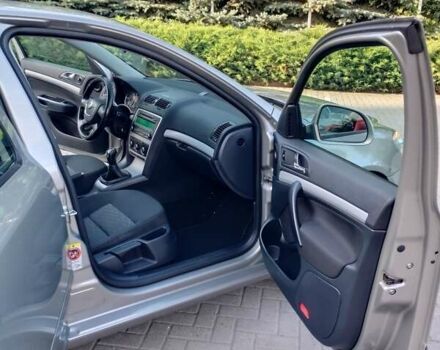 Шкода Октавія 2011 у Харкові на Automoto.ua Коричневий Шкода Октавія, об'ємом двигуна 1.6 л та пробігом 269 тис. км за 8499 $, фото 22 на Automoto.ua