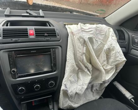 Шкода Октавія 2011 у Чернігові на Automoto.ua Коричневий Шкода Октавія, об'ємом двигуна 1.6 л та пробігом 165 тис. км за 3000 $, фото 5 на Automoto.ua