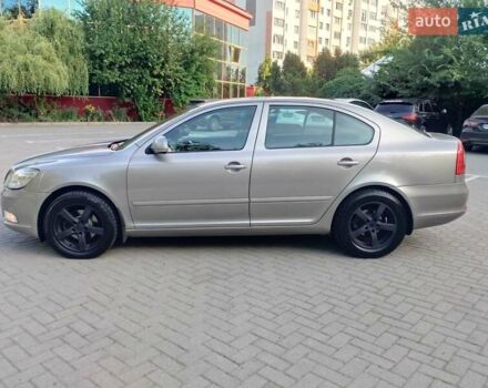 Шкода Октавія 2011 у Харкові на Automoto.ua Коричневий Шкода Октавія, об'ємом двигуна 1.6 л та пробігом 269 тис. км за 8499 $, фото 1 на Automoto.ua