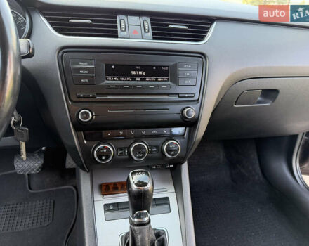 Коричневий Шкода Октавія, об'ємом двигуна 1.8 л та пробігом 178 тис. км за 9500 $, фото 17 на Automoto.ua