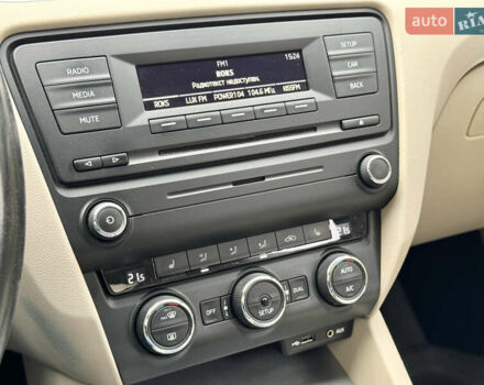 Коричневый Шкода Октавия, объемом двигателя 1.4 л и пробегом 132 тыс. км за 11990 $, фото 23 на Automoto.ua