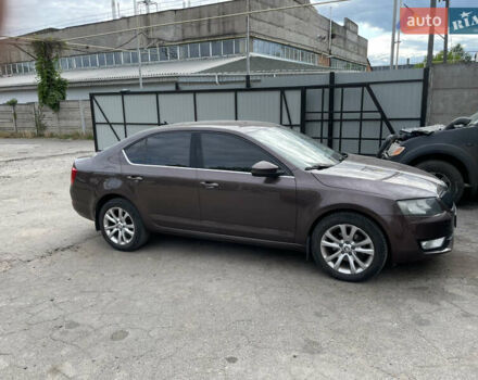 Коричневый Шкода Октавия, объемом двигателя 1.6 л и пробегом 175 тыс. км за 11000 $, фото 5 на Automoto.ua