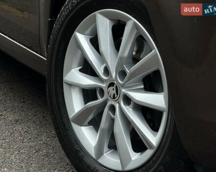 Коричневий Шкода Октавія, об'ємом двигуна 1.4 л та пробігом 121 тис. км за 10950 $, фото 62 на Automoto.ua