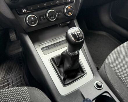 Коричневий Шкода Октавія, об'ємом двигуна 1.4 л та пробігом 127 тис. км за 9999 $, фото 15 на Automoto.ua