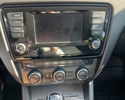 Коричневий Шкода Октавія, об'ємом двигуна 2 л та пробігом 225 тис. км за 11400 $, фото 10 на Automoto.ua