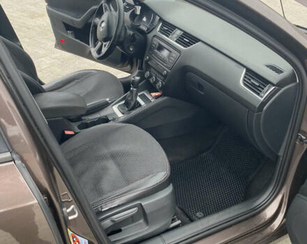 Коричневый Шкода Октавия, объемом двигателя 1.8 л и пробегом 251 тыс. км за 9800 $, фото 14 на Automoto.ua