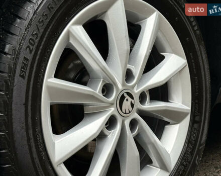 Коричневий Шкода Октавія, об'ємом двигуна 1.4 л та пробігом 121 тис. км за 10950 $, фото 60 на Automoto.ua