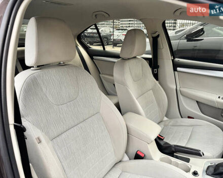 Коричневый Шкода Октавия, объемом двигателя 1.4 л и пробегом 132 тыс. км за 11990 $, фото 19 на Automoto.ua