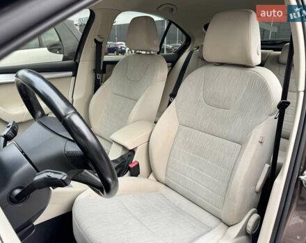 Коричневый Шкода Октавия, объемом двигателя 1.4 л и пробегом 132 тыс. км за 11990 $, фото 13 на Automoto.ua