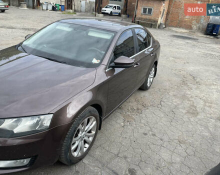 Коричневый Шкода Октавия, объемом двигателя 1.6 л и пробегом 175 тыс. км за 11000 $, фото 4 на Automoto.ua