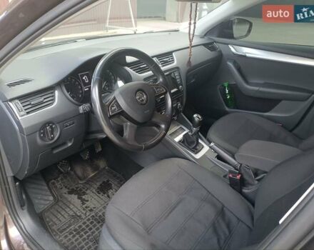 Коричневый Шкода Октавия, объемом двигателя 1.6 л и пробегом 200 тыс. км за 12200 $, фото 9 на Automoto.ua