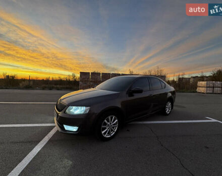 Шкода Октавія 2016 у Кривому Розі на Automoto.ua Коричневий Шкода Октавія, об'ємом двигуна 1.4 л та пробігом 114 тис. км за 13000 $, фото 17 на Automoto.ua