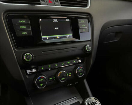 Шкода Октавія 2016 у Кривому Розі на Automoto.ua Коричневий Шкода Октавія, об'ємом двигуна 1.4 л та пробігом 114 тис. км за 13000 $, фото 16 на Automoto.ua