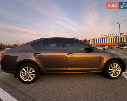 Шкода Октавія 2016 у Кривому Розі на Automoto.ua Коричневий Шкода Октавія, об'ємом двигуна 1.4 л та пробігом 114 тис. км за 13000 $, фото 20 на Automoto.ua