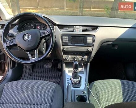 Шкода Октавия 2016 в Кропивницком (Кировограде) на Automoto.ua Коричневый Шкода Октавия, объемом двигателя 1.4 л и пробегом 192 тыс. км за 13199 $, фото 6 на Automoto.ua