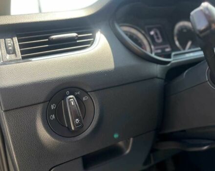 Коричневый Шкода Октавия, объемом двигателя 1.6 л и пробегом 317 тыс. км за 12800 $, фото 18 на Automoto.ua