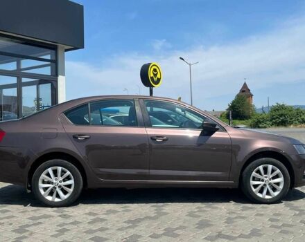 Коричневый Шкода Октавия, объемом двигателя 1.6 л и пробегом 317 тыс. км за 12800 $, фото 7 на Automoto.ua