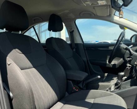 Коричневый Шкода Октавия, объемом двигателя 1.6 л и пробегом 317 тыс. км за 12800 $, фото 10 на Automoto.ua