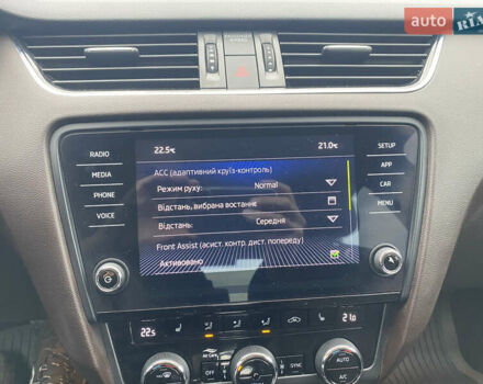 Коричневый Шкода Октавия, объемом двигателя 2 л и пробегом 178 тыс. км за 23500 $, фото 18 на Automoto.ua