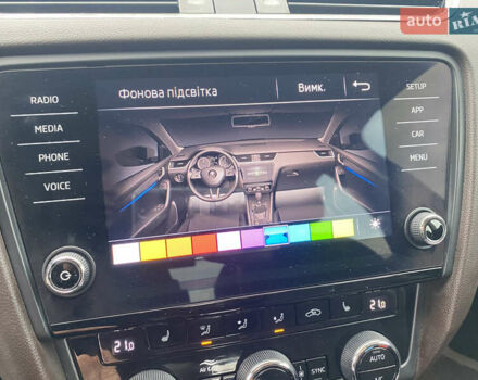 Коричневый Шкода Октавия, объемом двигателя 2 л и пробегом 178 тыс. км за 23500 $, фото 12 на Automoto.ua