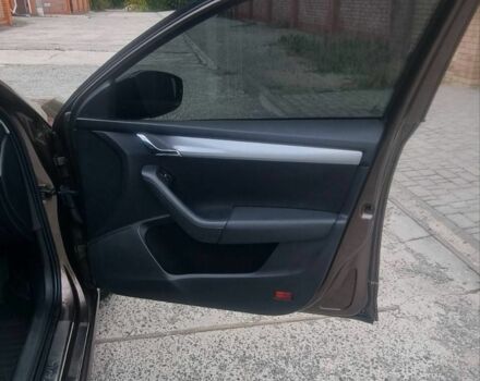 Коричневий Шкода Октавія, об'ємом двигуна 1.6 л та пробігом 177 тис. км за 13700 $, фото 22 на Automoto.ua