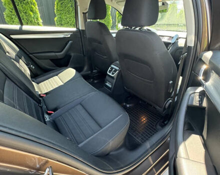 Шкода Октавия 2019 в Киеве на Automoto.ua Коричневый Шкода Октавия, объемом двигателя 1.8 л и пробегом 235 тыс. км за 14000 $, фото 8 на Automoto.ua