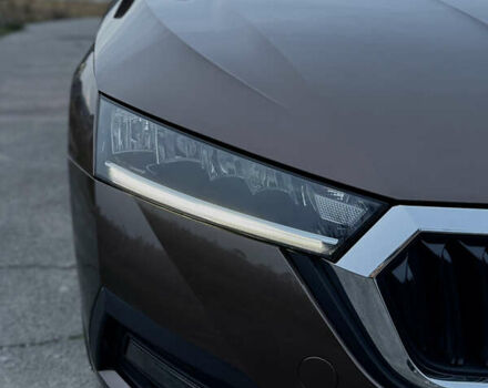 Коричневий Шкода Октавія, об'ємом двигуна 1.5 л та пробігом 52 тис. км за 18500 $, фото 8 на Automoto.ua