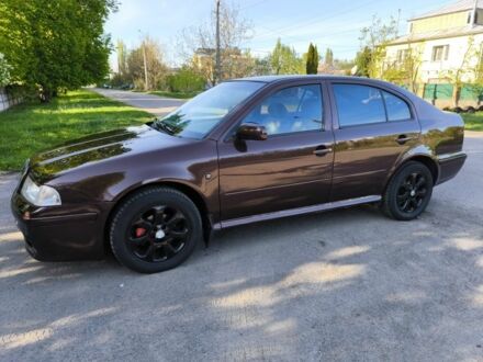 Шкода Октавия 1998 в Хмельнике на Automoto.ua Коричневый Шкода Октавия, объемом двигателя 1.6 л и пробегом 305 тыс. км за 3850 $, фото 1 на Automoto.ua
