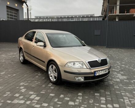 Коричневый Шкода Октавия, объемом двигателя 1.9 л и пробегом 370 тыс. км за 2800 $, фото 1 на Automoto.ua