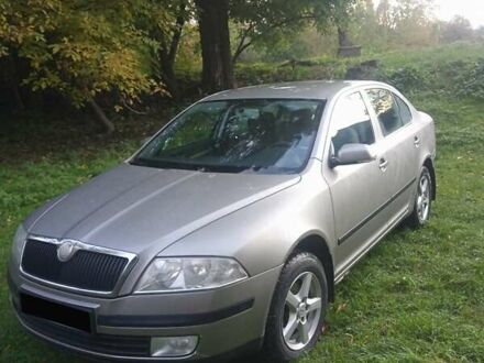 Шкода Октавия 2007 в Кременце на Automoto.ua Коричневый Шкода Октавия, объемом двигателя 1.6 л и пробегом 270 тыс. км за 5000 $, фото 1 на Automoto.ua