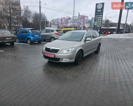 Коричневый Шкода Октавия, объемом двигателя 1.4 л и пробегом 207 тыс. км за 5777 $, фото 1 на Automoto.ua