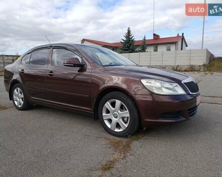 Коричневий Шкода Октавія, об'ємом двигуна 1.6 л та пробігом 187 тис. км за 8200 $, фото 1 на Automoto.ua