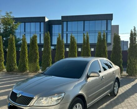 Коричневый Шкода Октавия, объемом двигателя 1.6 л и пробегом 250 тыс. км за 4600 $, фото 1 на Automoto.ua
