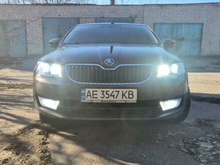 Коричневий Шкода Октавія, об'ємом двигуна 1.8 л та пробігом 203 тис. км за 10200 $, фото 1 на Automoto.ua