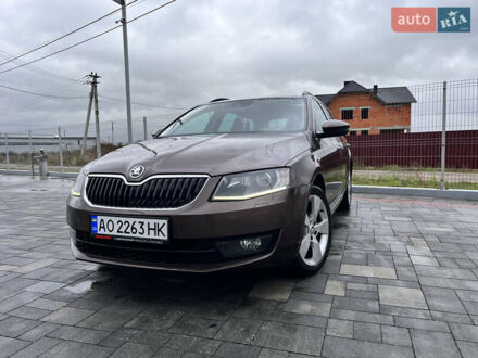 Шкода Октавия 2015 в Хусте на Automoto.ua Коричневый Шкода Октавия, объемом двигателя 1.6 л и пробегом 213 тыс. км за 12900 $, фото 1 на Automoto.ua