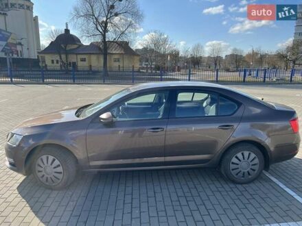Шкода Октавия 2017 в Червонограде на Automoto.ua Коричневый Шкода Октавия, объемом двигателя 1.6 л и пробегом 253 тыс. км за 10000 $, фото 1 на Automoto.ua